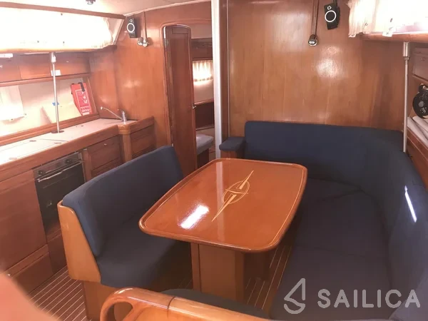 Bavaria 40 Cruiser - Yacht Charter Sailica