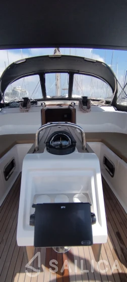 Bavaria 46 Cruiser - Yacht Charter Sailica