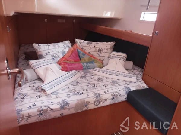 Bavaria 46 Cruiser - Yacht Charter Sailica