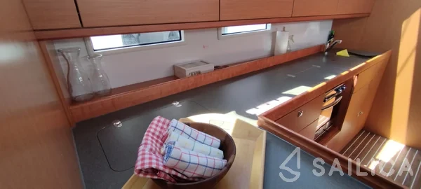 Bavaria 46 Cruiser - Yacht Charter Sailica