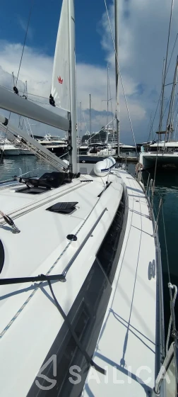 Bavaria 46 Cruiser - Yacht Charter Sailica