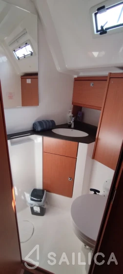 Bavaria 46 Cruiser - Yacht Charter Sailica