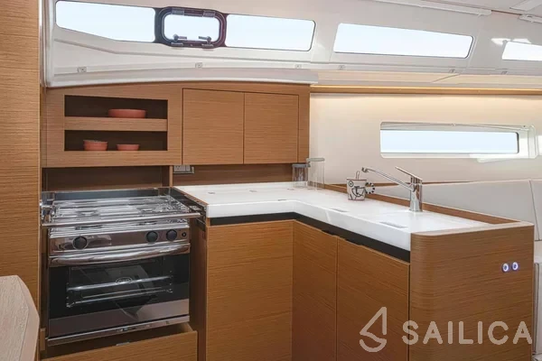 Sun Odyssey 380 - Yacht Charter Sailica