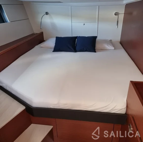 Hanse 460 - Yacht Charter Sailica