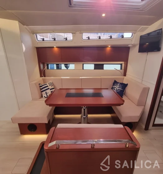 Hanse 460 - Yacht Charter Sailica