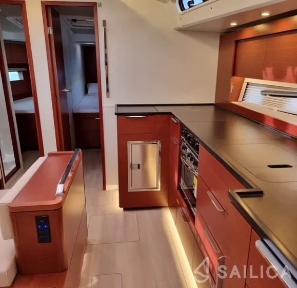 Hanse 460 - Yacht Charter Sailica