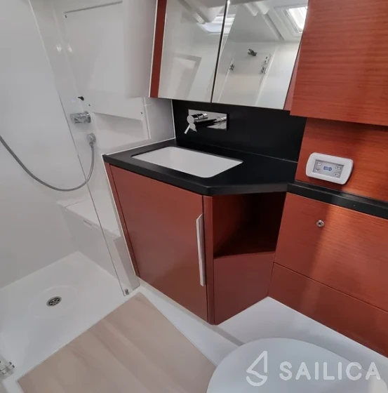Hanse 460 - Yacht Charter Sailica