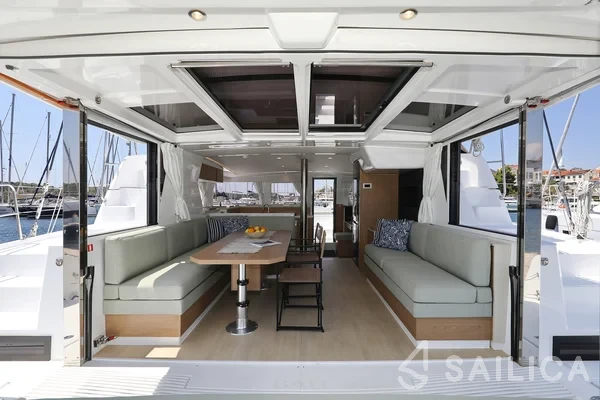Bali 4.2 - Yacht Charter Sailica