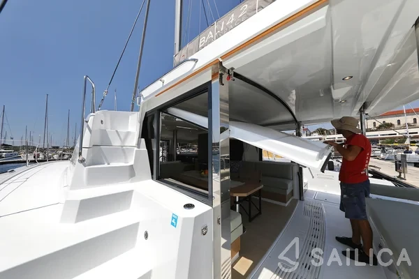 Bali 4.2 - Yacht Charter Sailica