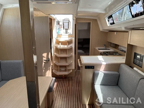 Bavaria C38 - Yacht Charter Sailica