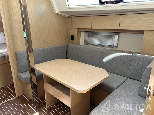 Bavaria C38 - Yacht Charter Sailica