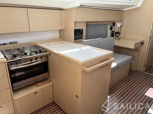 Bavaria C38 - Yacht Charter Sailica