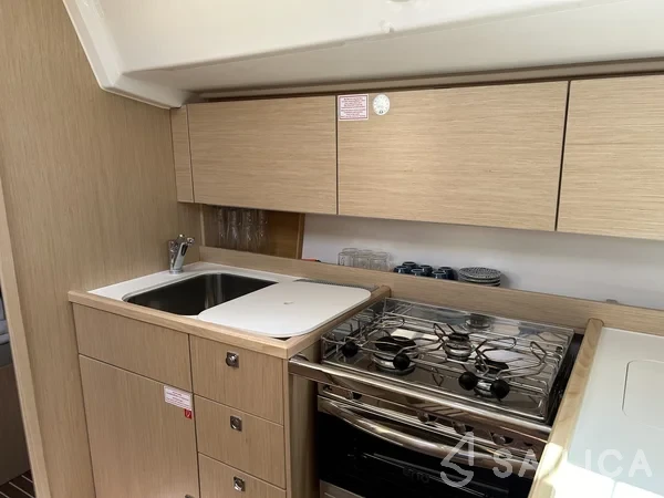 Bavaria C38 - Yacht Charter Sailica