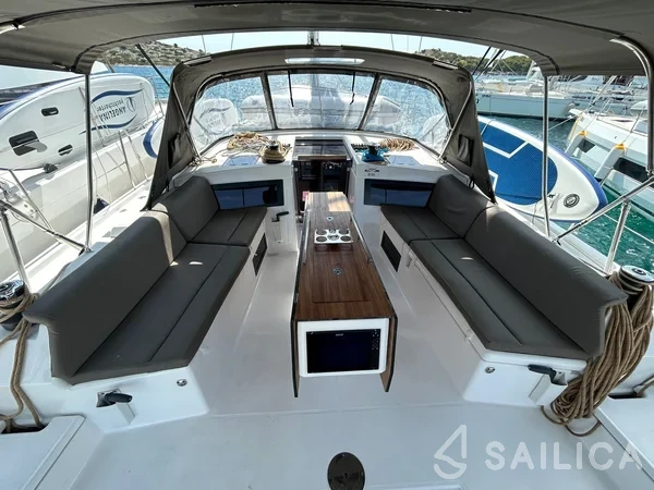 Dufour 470 - Yacht Charter Sailica