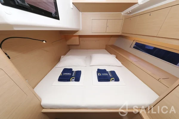 Dufour 470 - Yacht Charter Sailica