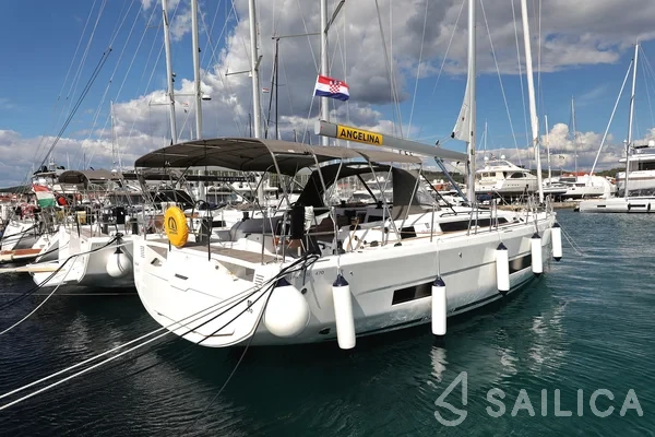 Dufour 470 - Yacht Charter Sailica