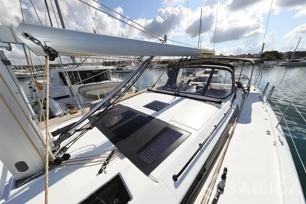 Dufour 530 - Yacht Charter Sailica