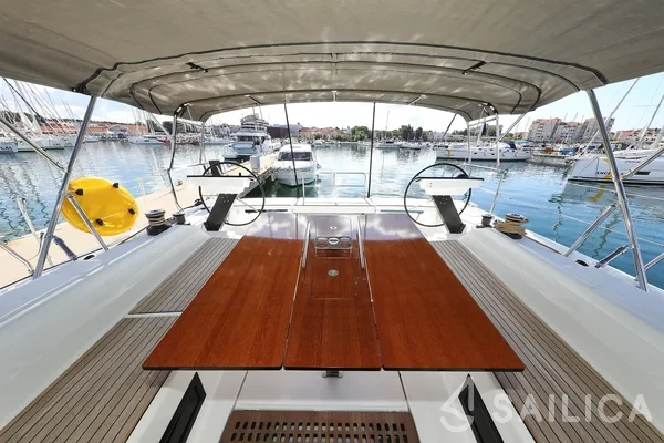 Dufour 530 - Yacht Charter Sailica