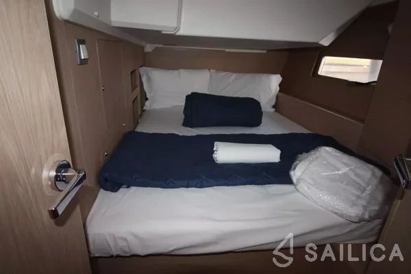 Oceanis 46.1 - Yacht Charter Sailica