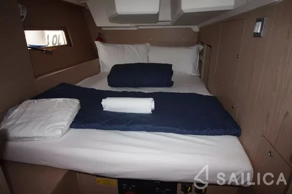 Oceanis 46.1 - Yacht Charter Sailica