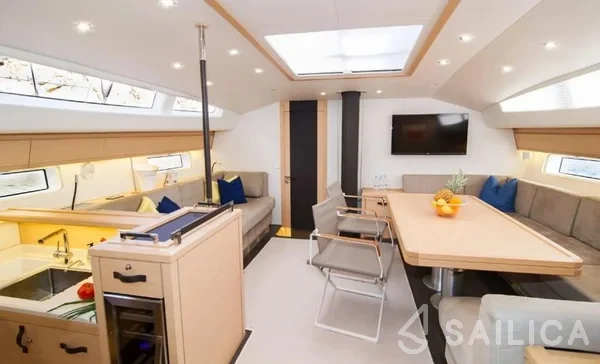 Jeanneau 64 - Yacht Charter Sailica