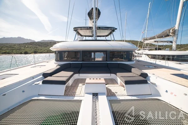Lagoon 55 - Yacht Charter Sailica