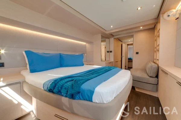 Lagoon 55 - Yacht Charter Sailica