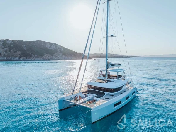 Lagoon 55 - Yacht Charter Sailica