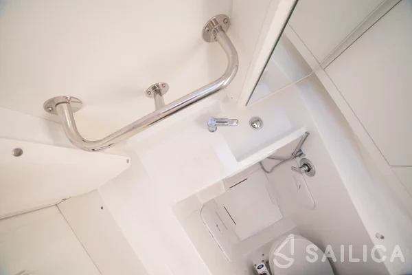 Lagoon 55 - Yacht Charter Sailica