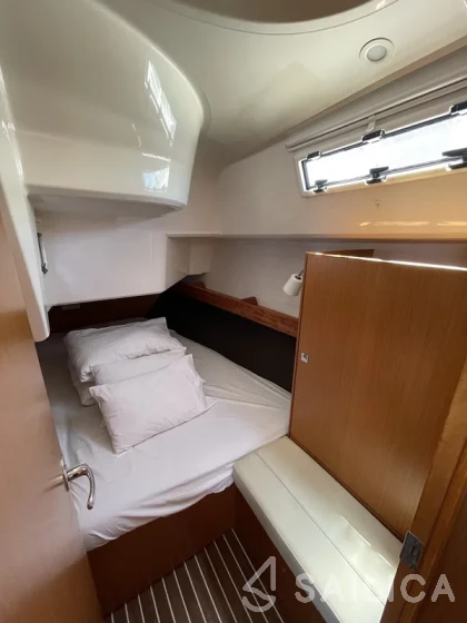 Bavaria 37 Cruiser - Yacht Charter Sailica