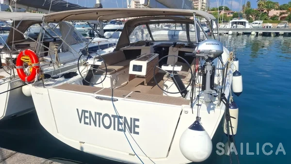 Dufour 430 - Yacht Charter Sailica