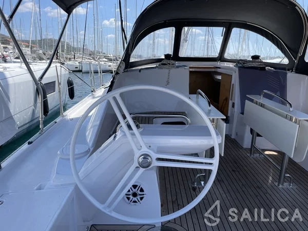 Elan 45 Impression - Yacht Charter Sailica