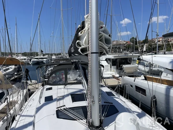 Elan 45 Impression - Yacht Charter Sailica