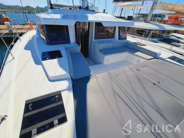Bali 4.6 - Yacht Charter Sailica