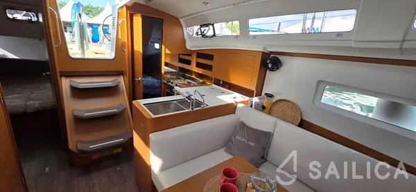 Sun Odyssey 380 - Yacht Charter Sailica