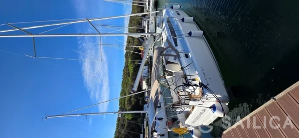 Sun Odyssey 380 - Yacht Charter Sailica