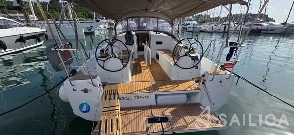 Sun Odyssey 380 - Yacht Charter Sailica