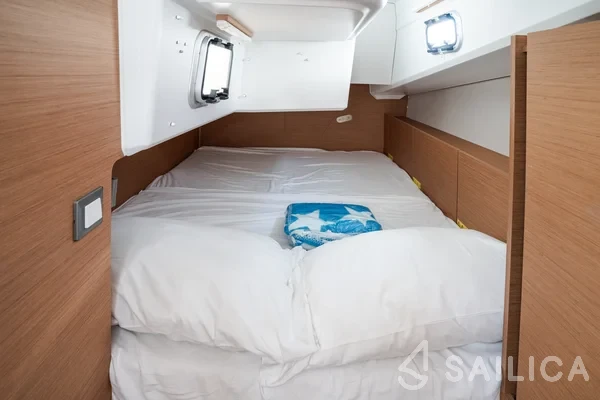 Sun Odyssey 380 - Yacht Charter Sailica