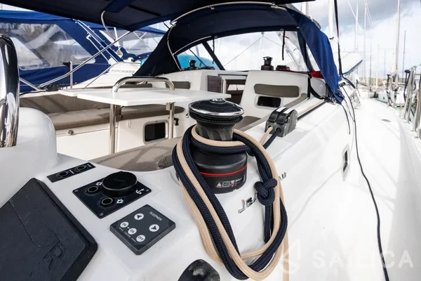 Sun Odyssey 380 - Yacht Charter Sailica