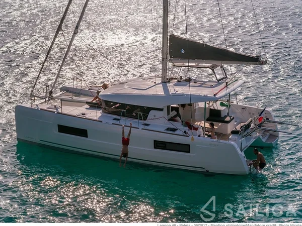 Lagoon 40 - Yacht Charter Sailica