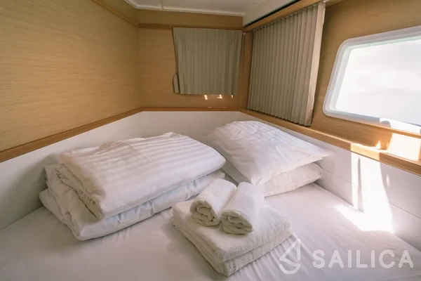 Lagoon 39 - Yacht Charter Sailica