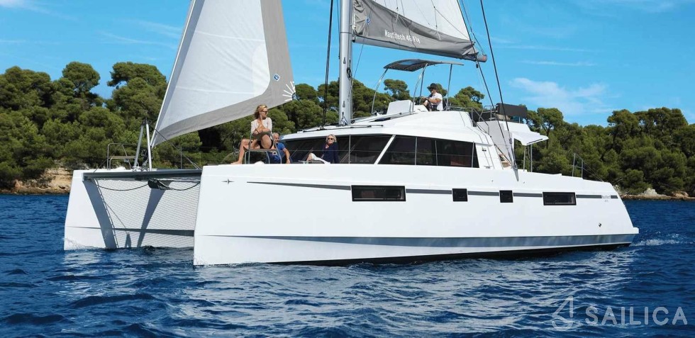 Nautitech 46 Fly - Yacht Charter Sailica