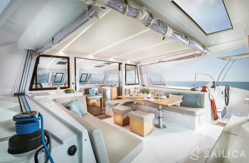 Nautitech 46 Fly - Yacht Charter Sailica