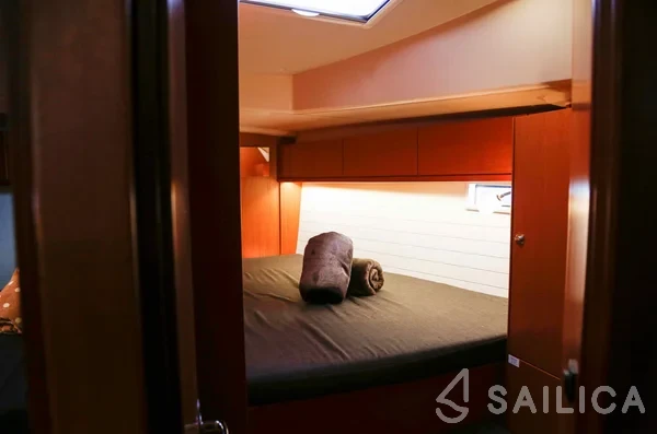 Bavaria 46 Cruiser - Yacht Charter Sailica