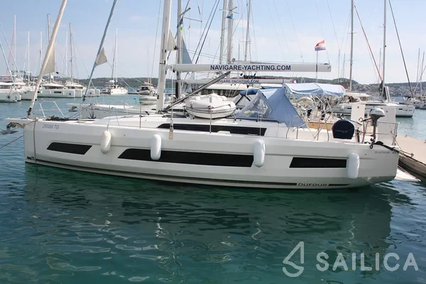 Dufour 41 - Yacht Charter Sailica