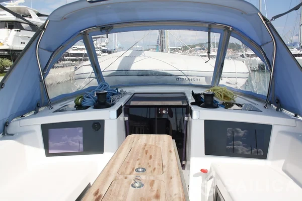 Dufour 41 - Yacht Charter Sailica