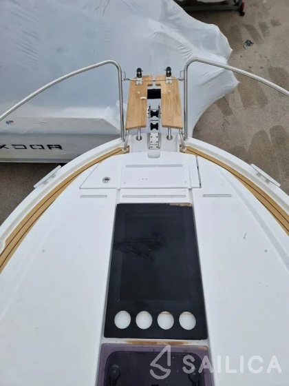 Antares 9 OB - Yacht Charter Sailica