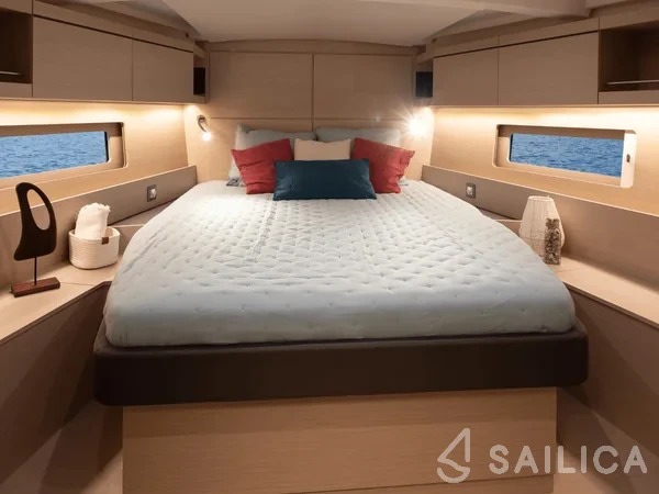 Oceanis 46.1 - Yacht Charter Sailica