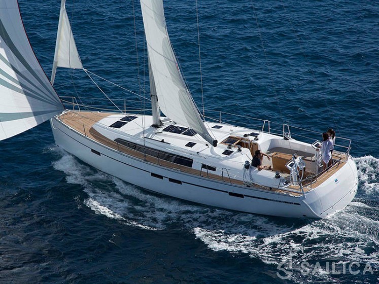 Bavaria 46 Cruiser - Yacht Charter Sailica