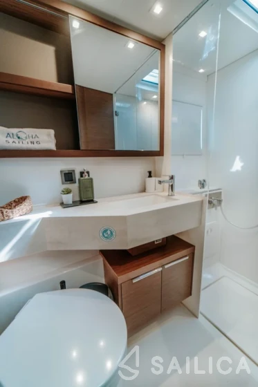 Lagoon 46  - Yacht Charter Sailica